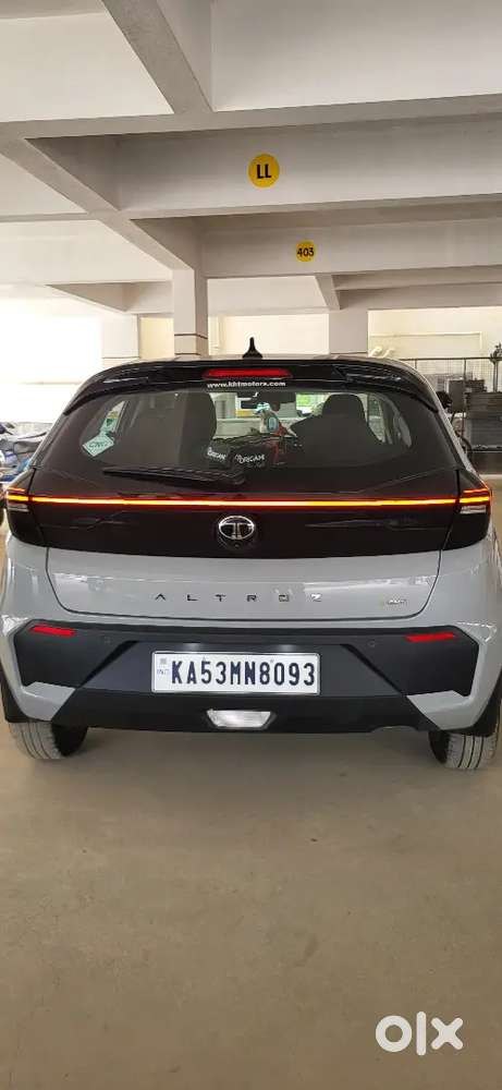 Tata Altroz Facelift (accomplished S Cng)
 Single Owner 2025 Model