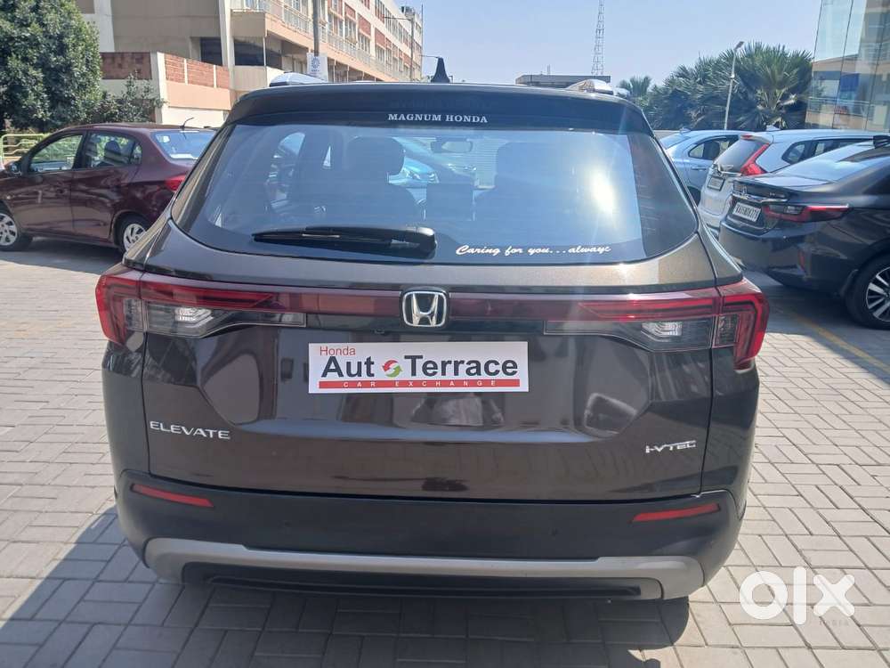 Honda Elevate Zx Mt, 2023, Petrol