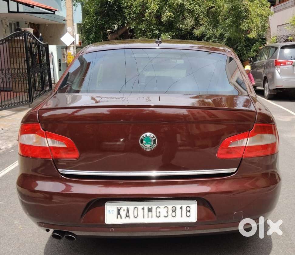 Skoda Superb Elegance 1.8 Tsi At, 2011, Petrol