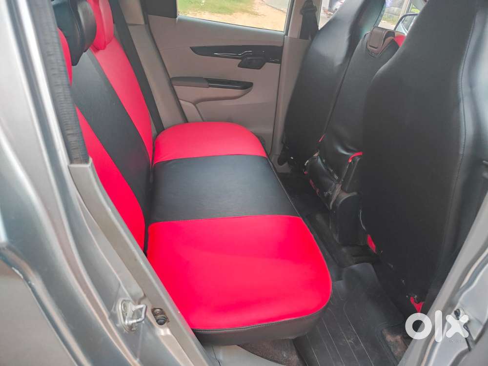Mahindra Kuv 100 K8 5str, 2017, Diesel