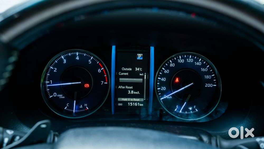 Toyota Fortuner 4x2 At 2.7 Petrol, 2024, Petrol