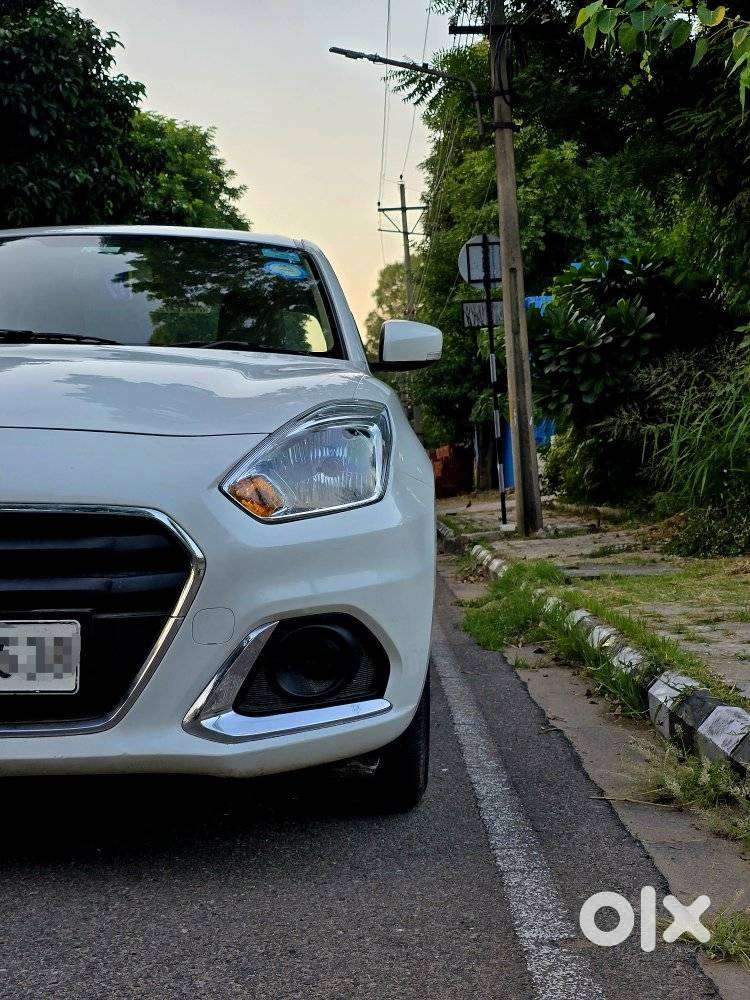 Maruti Suzuki Swift Dzire Vxi(o) Mt, 2022, Petrol