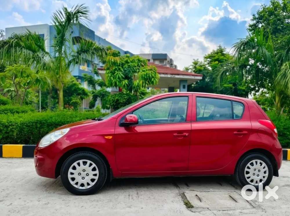 Hyundai I20 2011 Petrol Well Maintained (paper Till 2031)