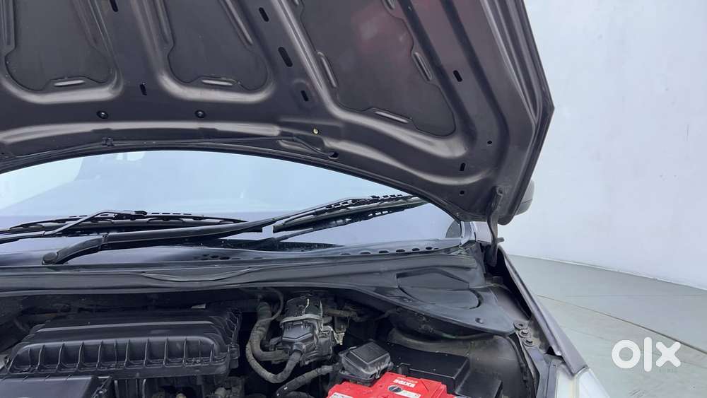 Tata Tiago 1.2 Revotron Xta, 2017, Petrol