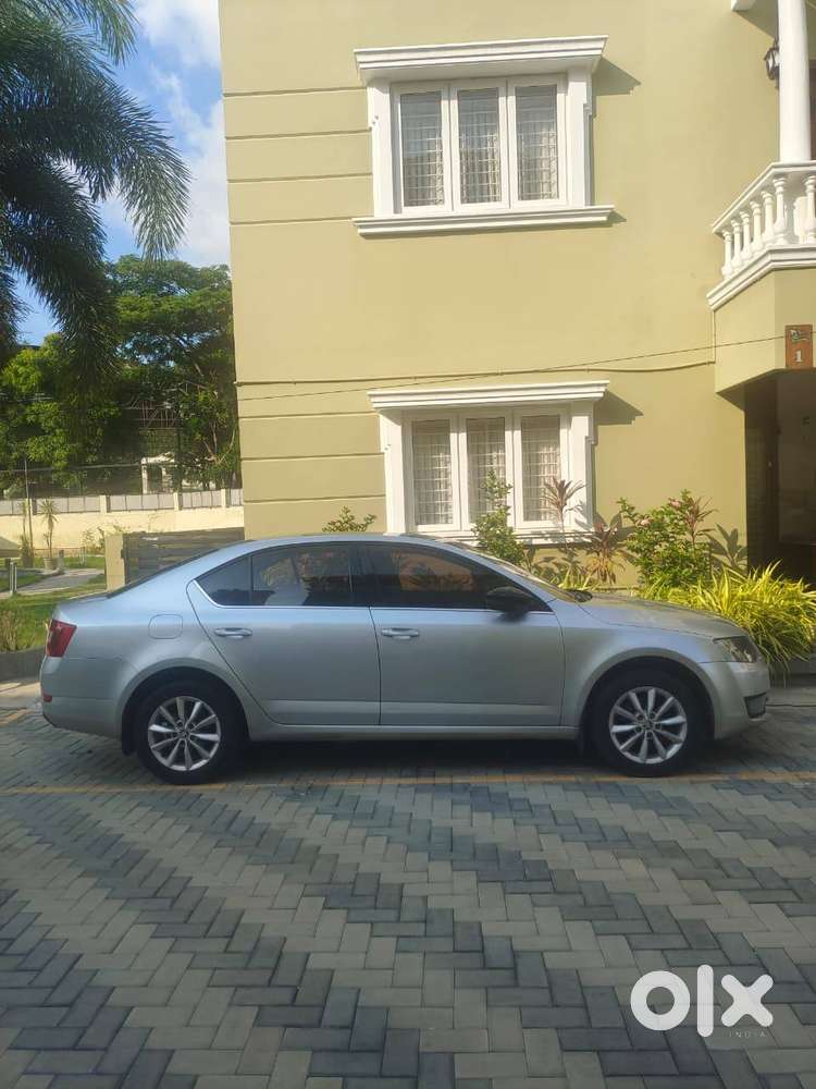 2014 Skoda Octavia Elegance 2.0 Tdi Automatic