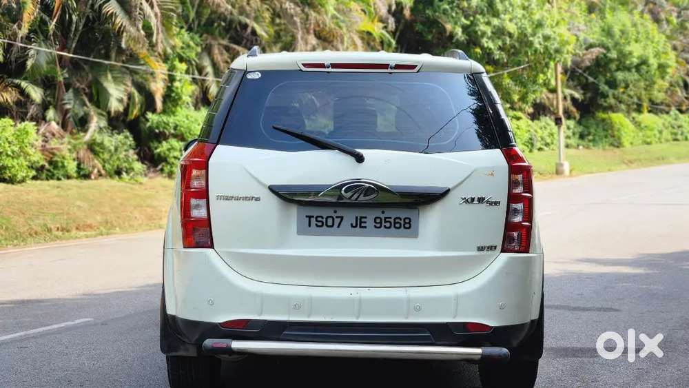 Mahindra Xuv500 2.2 W10 2016