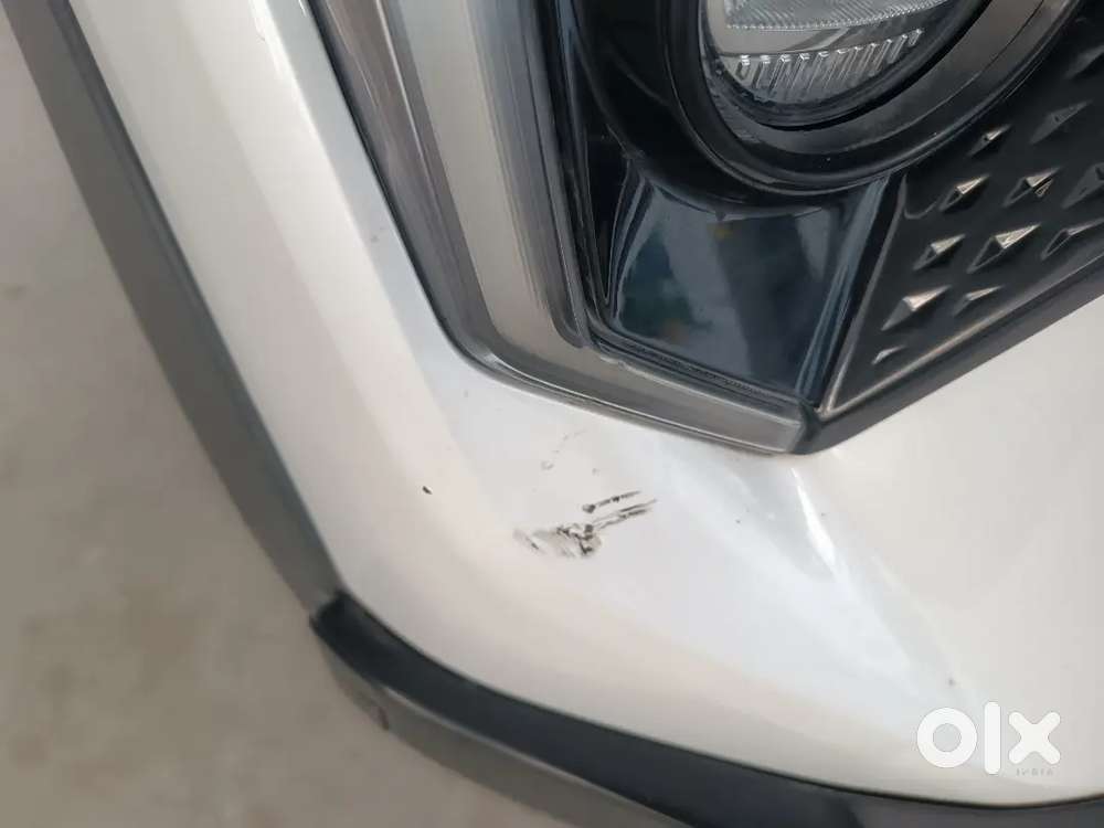 Mahindra Xuv 3xo Petrol 2025