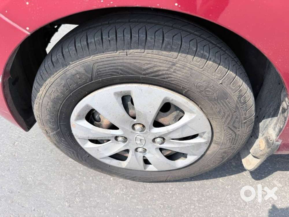 Hyundai I10 Sportz, 2012, Petrol