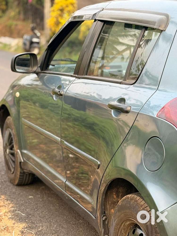 Swift Petrol Manual Maruti Suzuki 2010