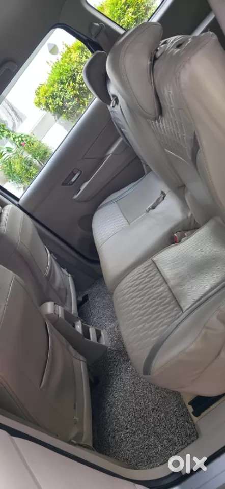 Maruti Suzuki Ertiga 1.5 Zxi, 2019, Petrol