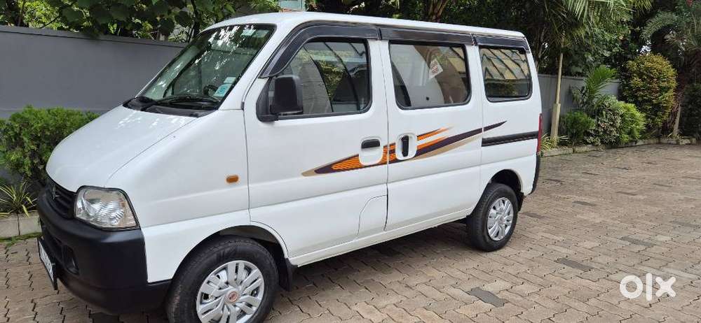 Maruti Suzuki Eeco 5 Str Ac (o), 2021, Petrol