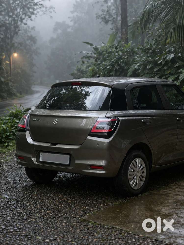 Maruti Suzuki New-gen Swift 2024 Petrol Well Maintained