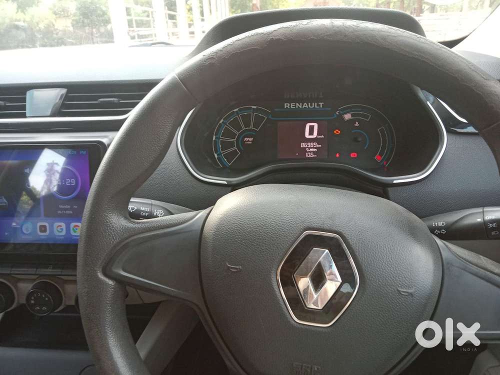 Renault Triber Rxl, 2021, Petrol
