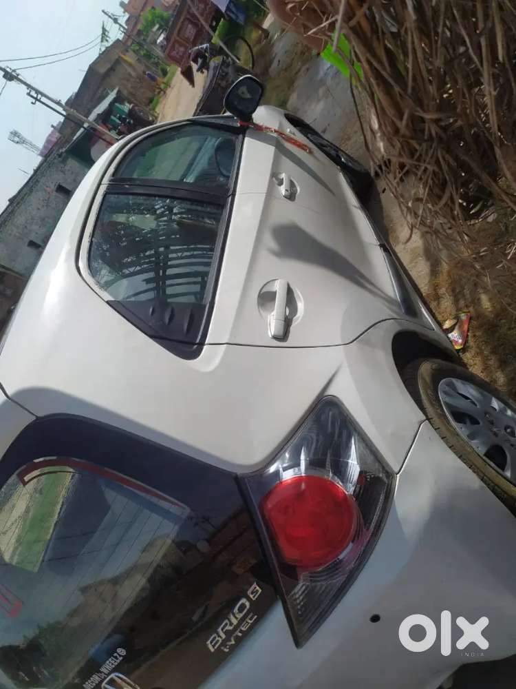 Honda Brio Mt Petrol 2014