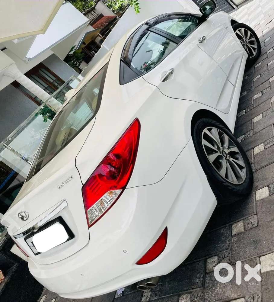 Hyundai Verna 2014 Full Option Manual
