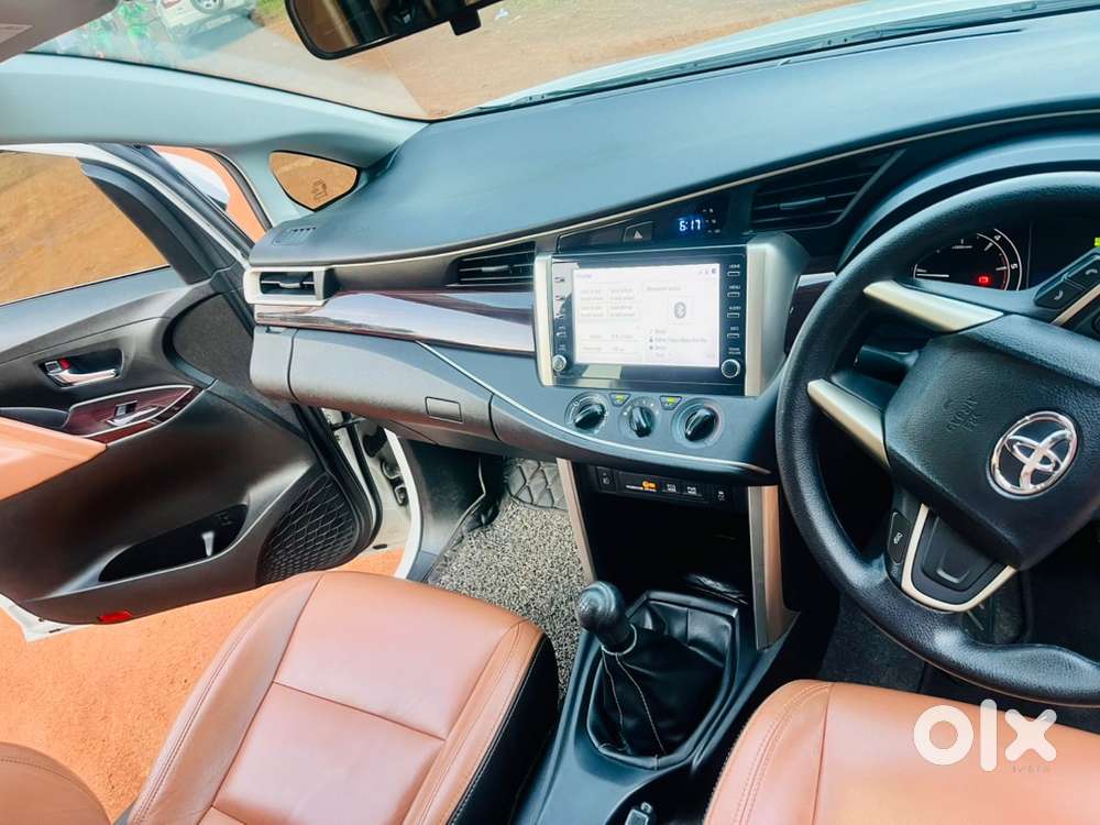 Toyota Innova Crysta 2022