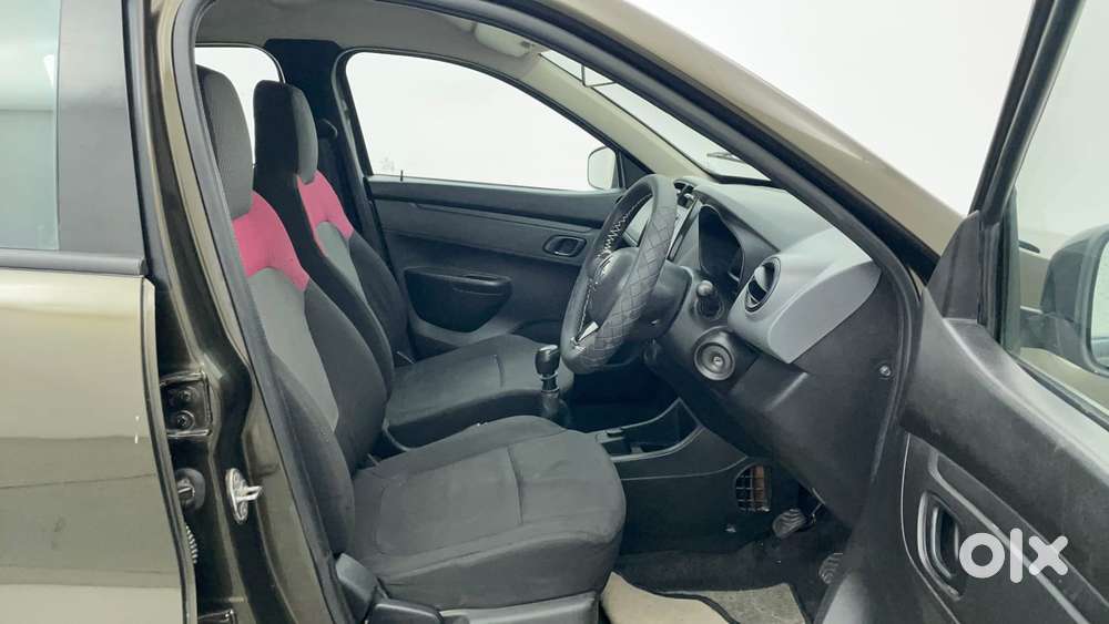 Renault Kwid 1.0 Rxt Sce Special (o), 2017, Petrol