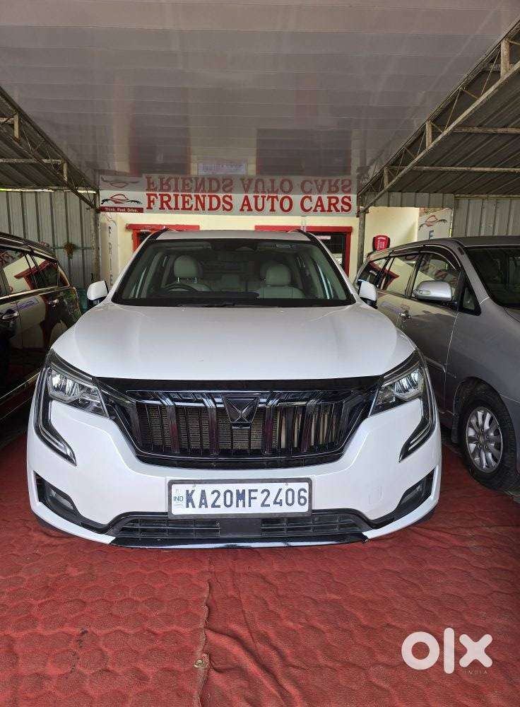 Mahindra Xuv700 2.2 Ax 7 Diesel At Str, 2023, Petrol