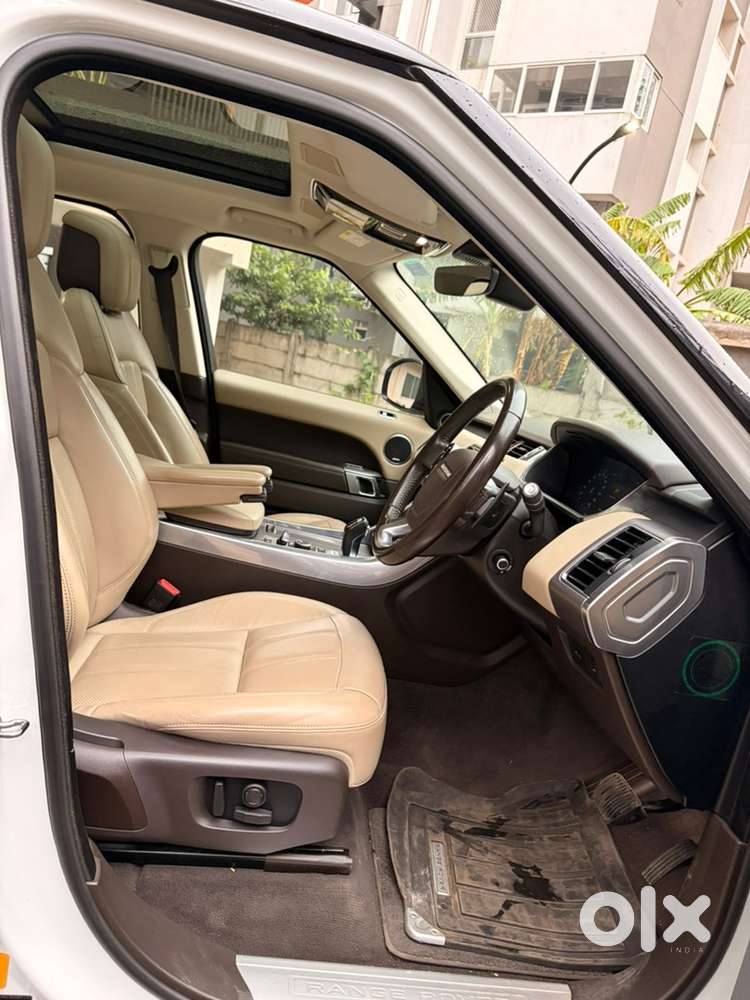 Land Rover Range Rover Sport 2021 Petrol Well Maintained