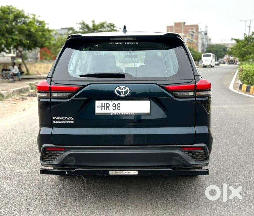 Toyota Innova Hycross 2.0 Gx 7 Str, 2024, Petrol