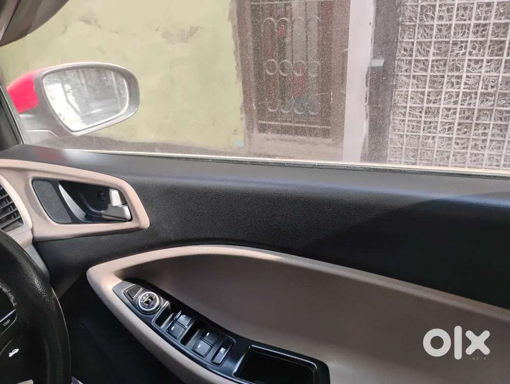 Hyundai Elite I20 2015 Cng & Hybrids 130000 Km Driven