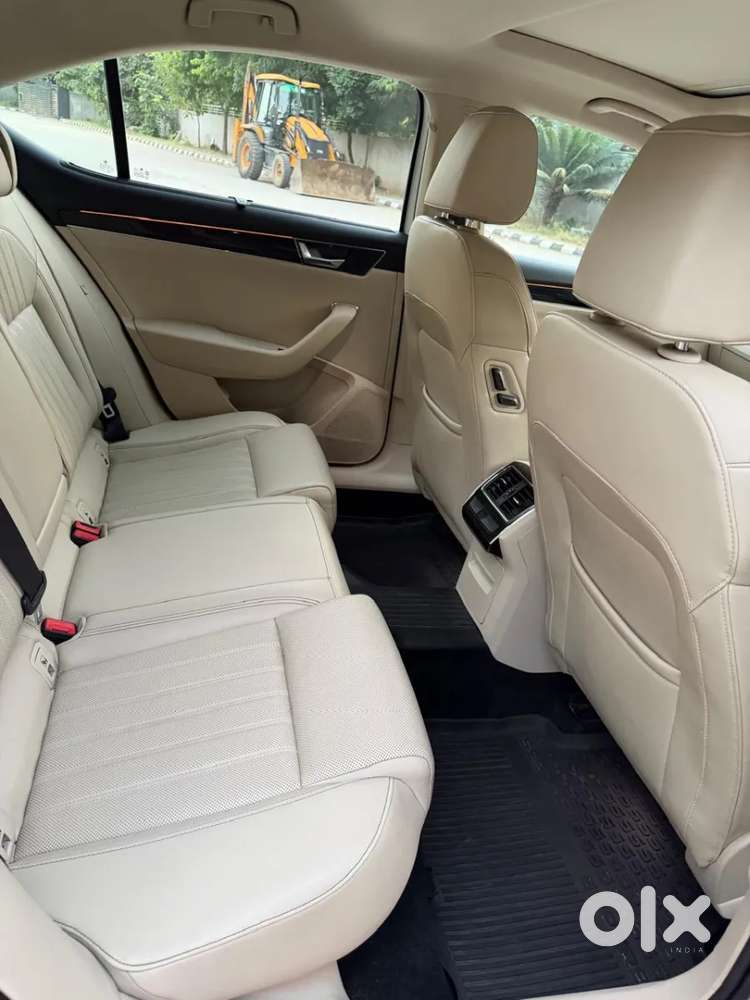 Skoda Superb 2.0 L&k Tsi At, 2020, Petrol