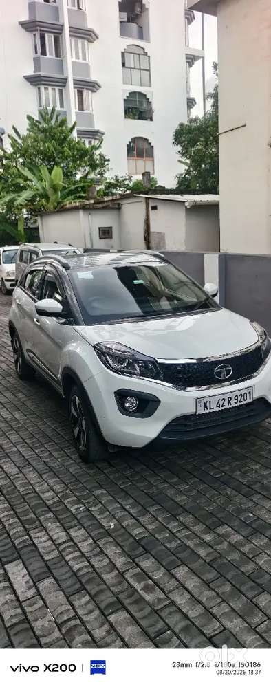 Automatic 25km Mileage Tata Nexon 2019 Cng & Hybrids 63000 Km Driven.