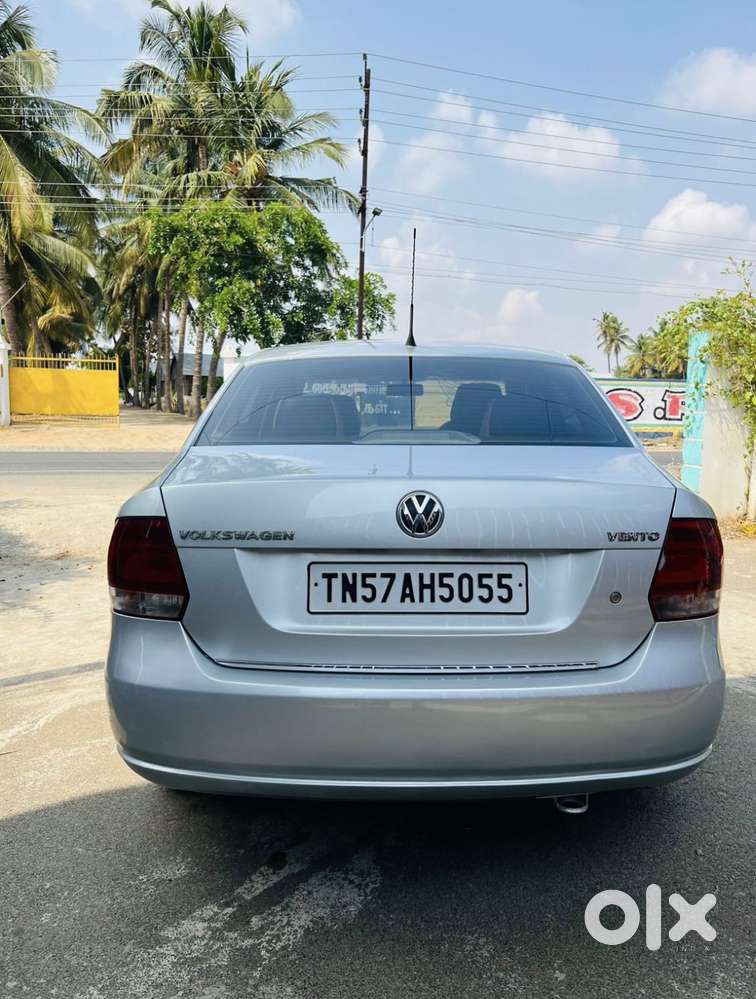 Volkswagen Vento 2010-2013 Petrol Highline, 2012, Petrol