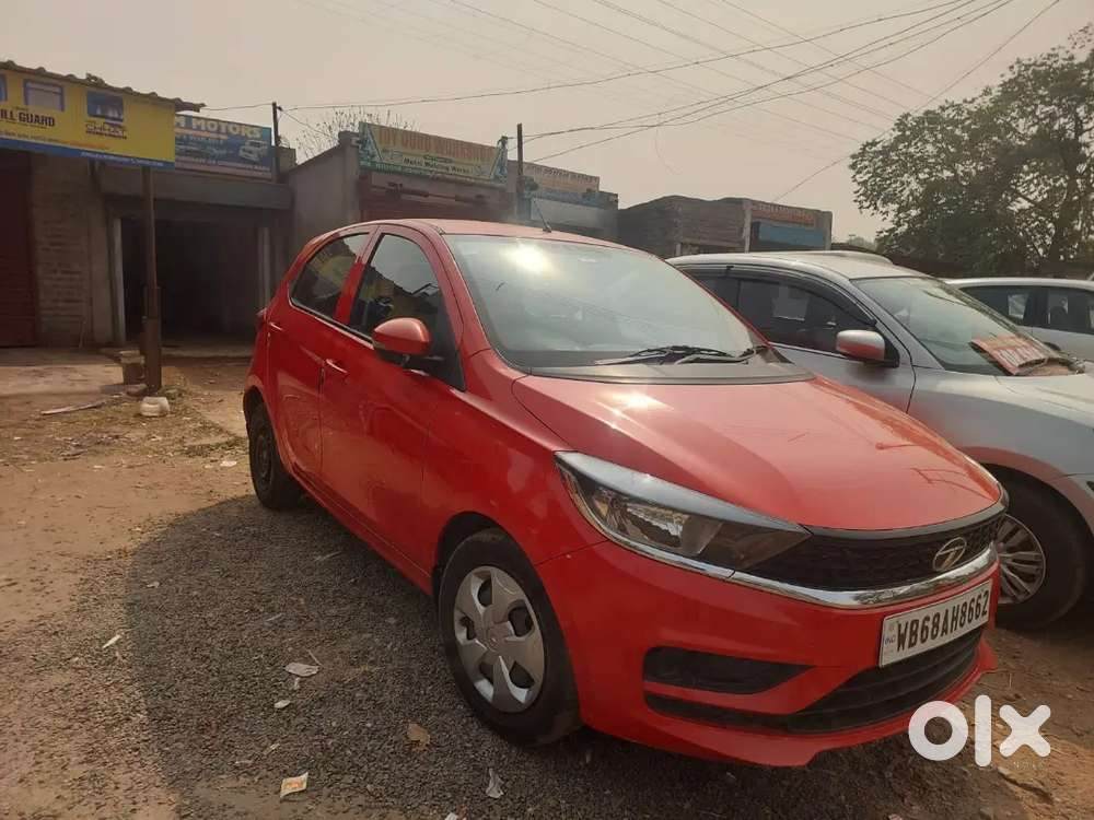 Tata Tiago 2022 Petrol 27000 Km Driven