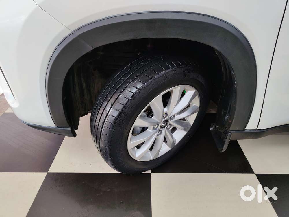 Toyota Innova Hycross 2.0 Vx Hybrid 7 Str, 2023, Electric