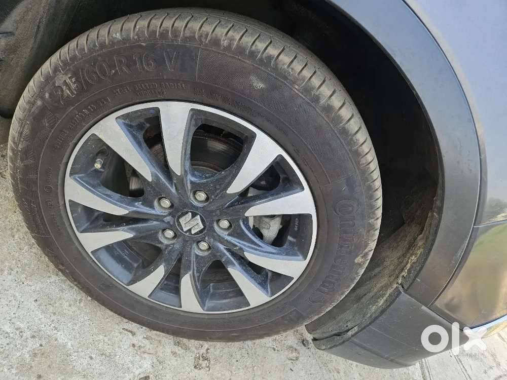 Well Maintained Car Full Serviece Record