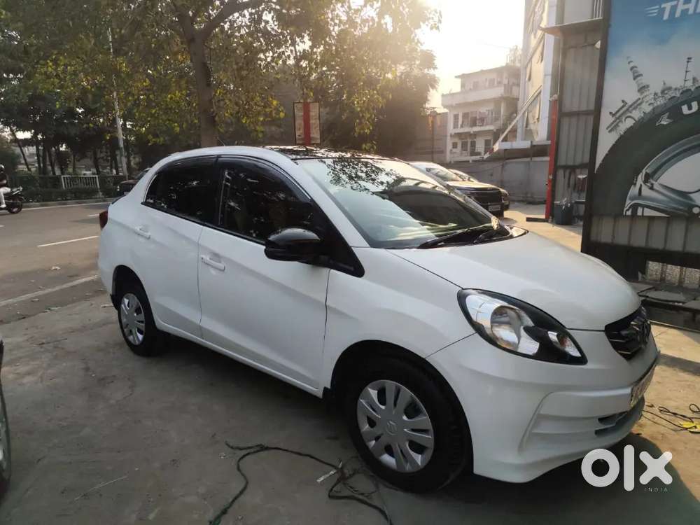 Honda Amaze 2016 Cng & Hybrids Well Maintained