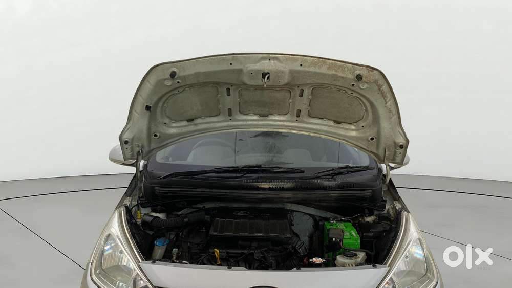 Hyundai Grand I10 2013-2016 At Sportz, 2014, Petrol