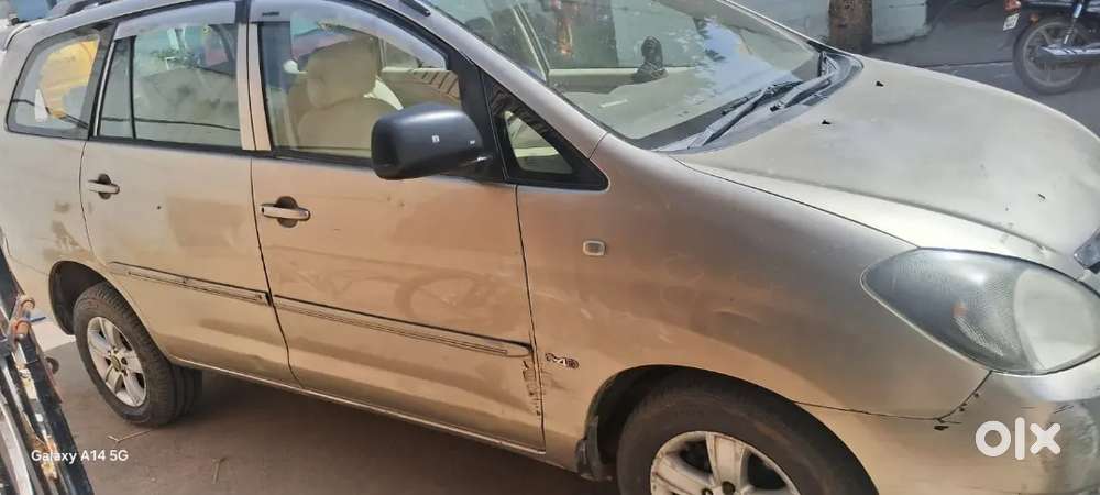 Toyota Innova Hycross 2.0 G-slf 2008