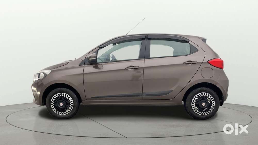 Tata Tiago 1.2 Revotron Xza, 2019, Petrol