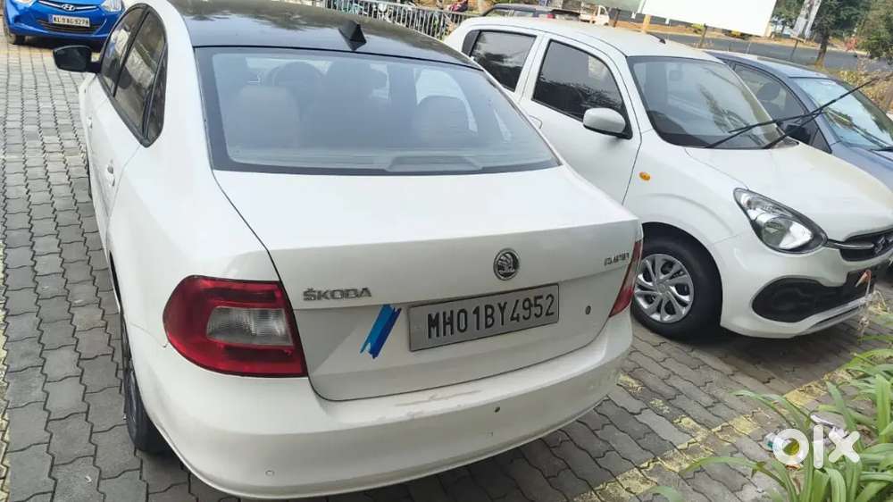 Skoda Rapid 2015 Diesel Auto 59500 Km Driven