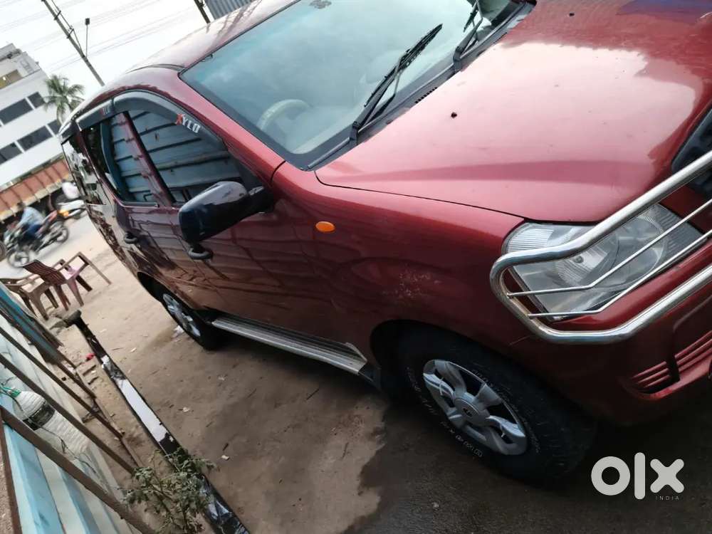 Mahindra Xylo 2012