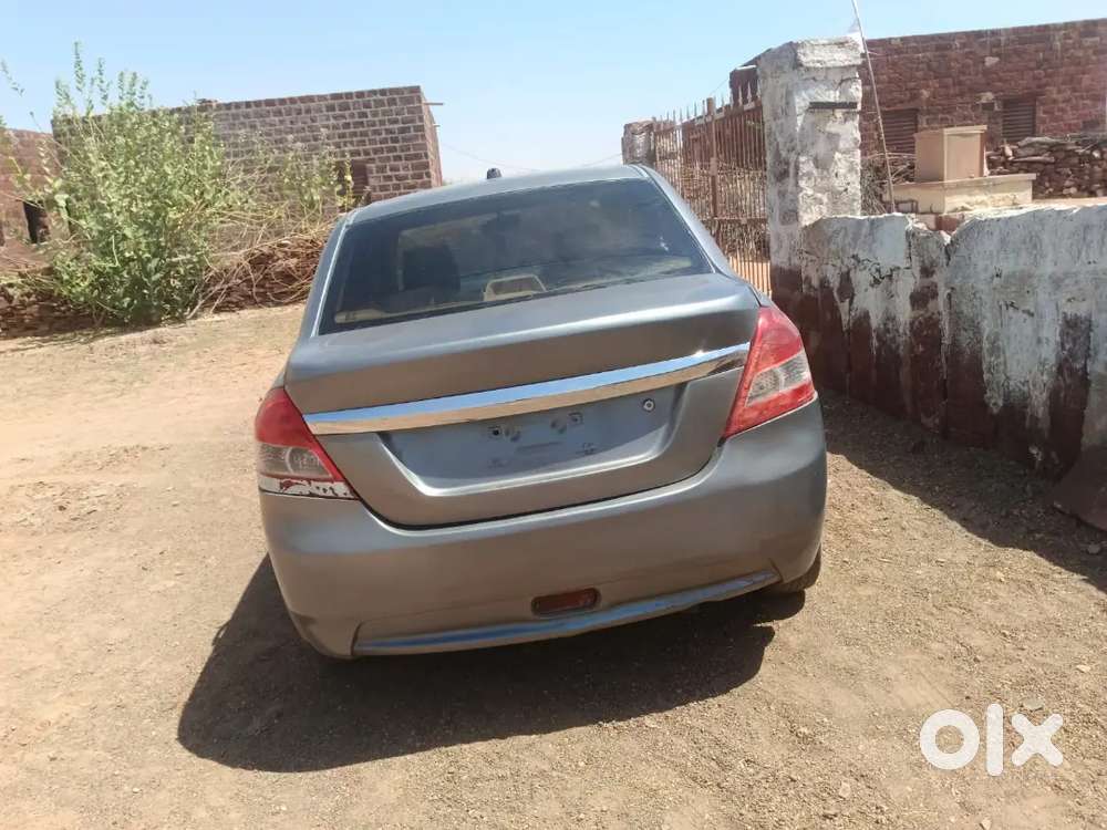 गाडी बिकाऊ है