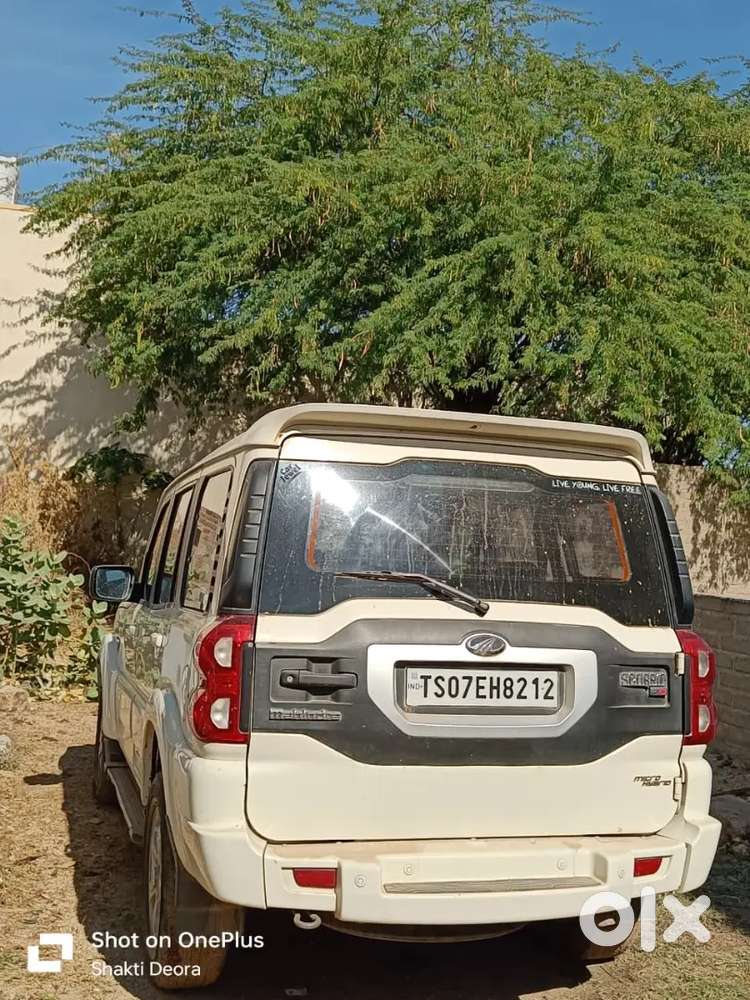 Mahindra Scorpio 2015 Diesel Well Maintained