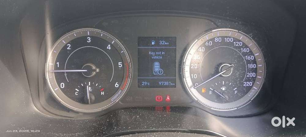 Hyundai Venue Sx (o) Mt 1.5 Diesel, 2020
