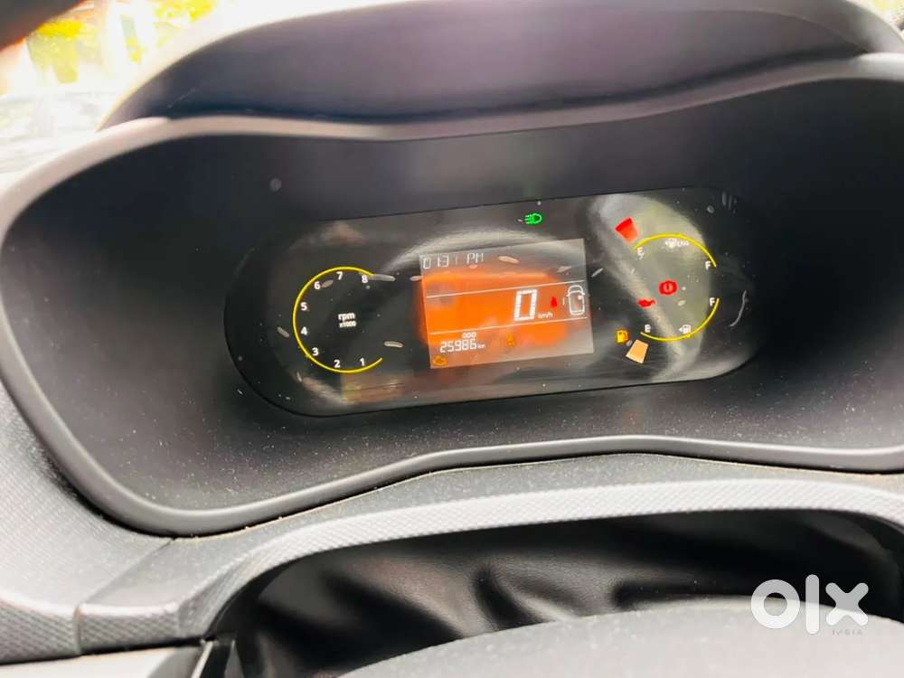 Tata Nexon Smart Plus1.2 Revotron Petrol 5 Mt, 2024, Petrol