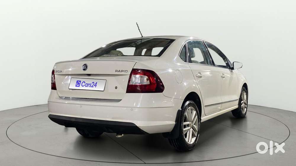 Skoda Rapid 1.6 Mpi At Style, 2019, Petrol