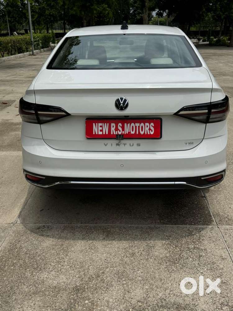 Volkswagen Virtus Highline Plus 1.0 Tsi At, 2024, Petrol