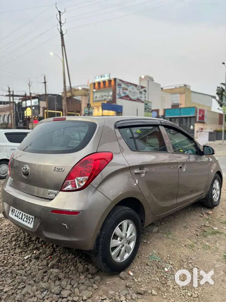 Hyundai I20
