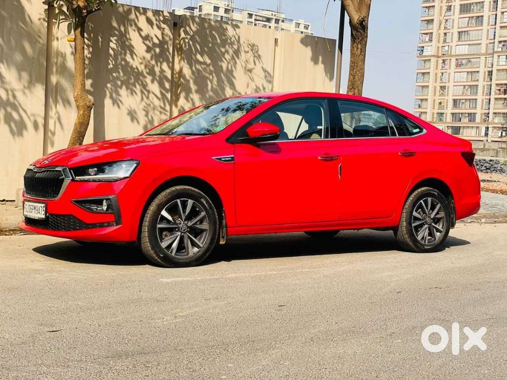 Skoda Slavia 1.0 Tsi Style At, 2023, Petrol