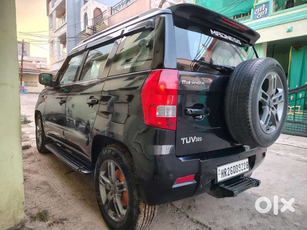Mahindra Tuv 300 2017 Diesel Well Maintained