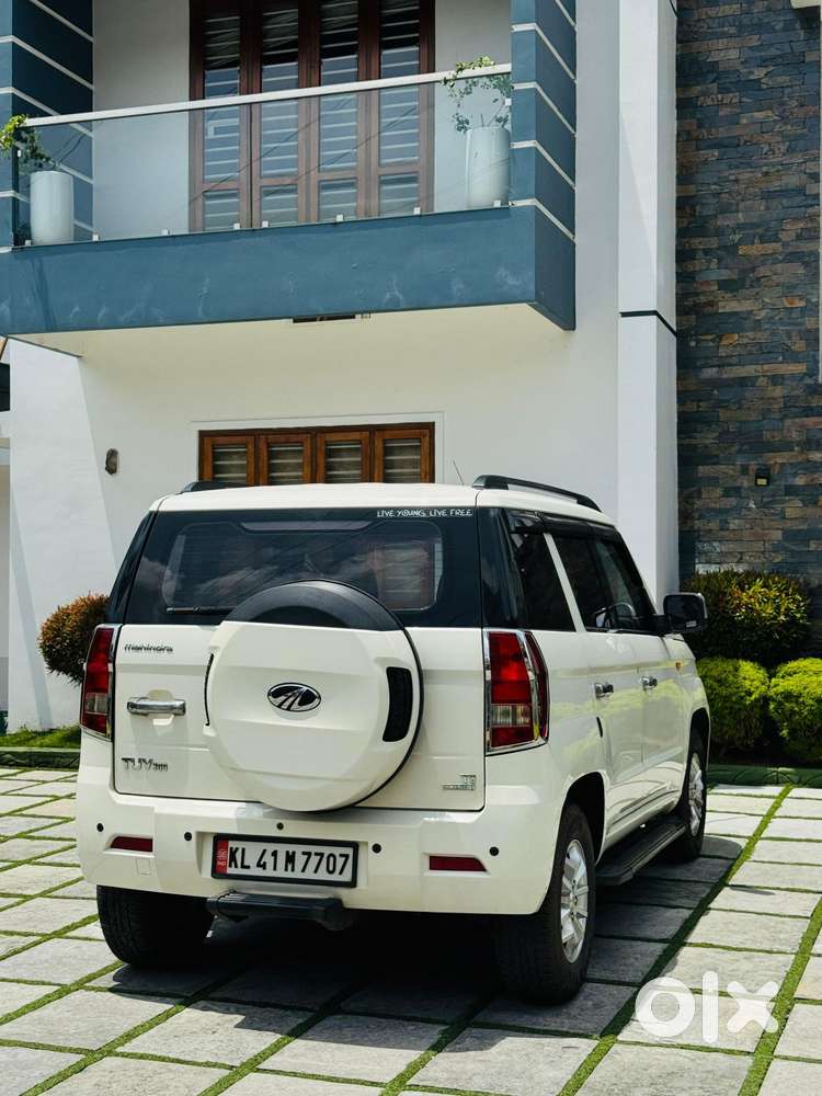 Mahindra Tuv 300 T8 Amt (automatic), 2017, Diesel