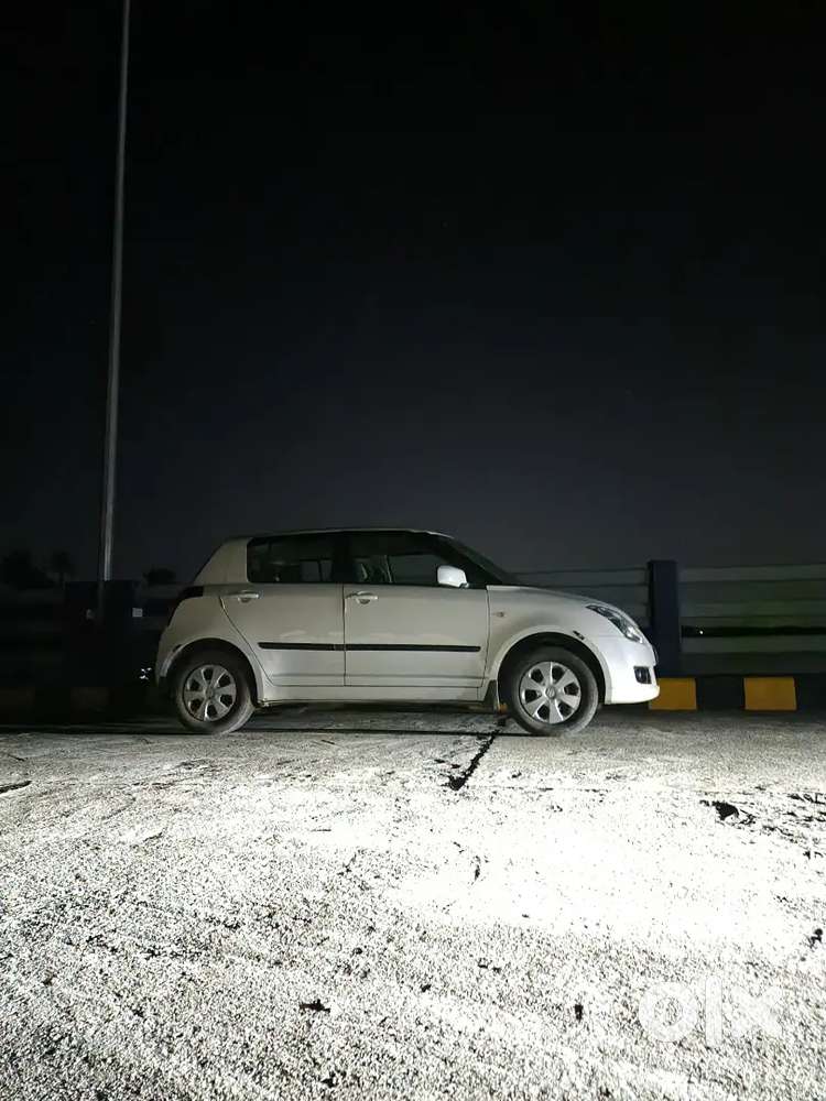Swift Maruti Suzuki 2010 Year Well Maintained Very Good Condition