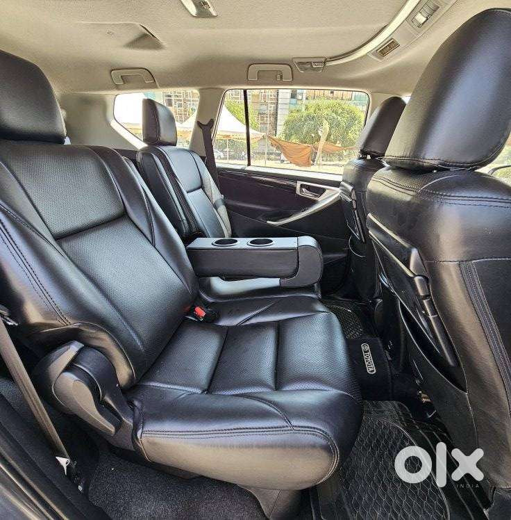 Toyota Innova Crysta 2.4 V, 2019, Diesel