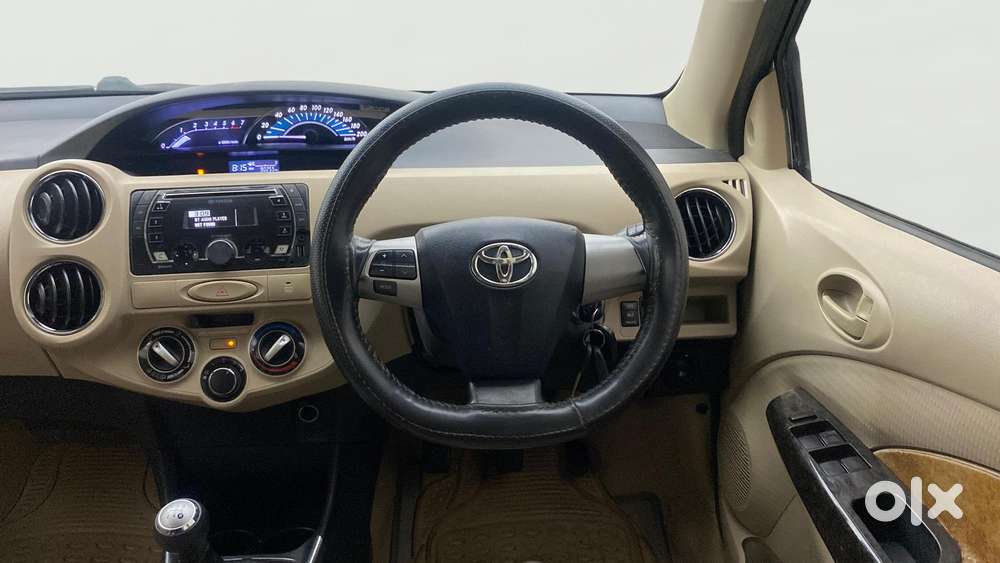 Toyota Etios 1.5 Vx, 2016, Petrol